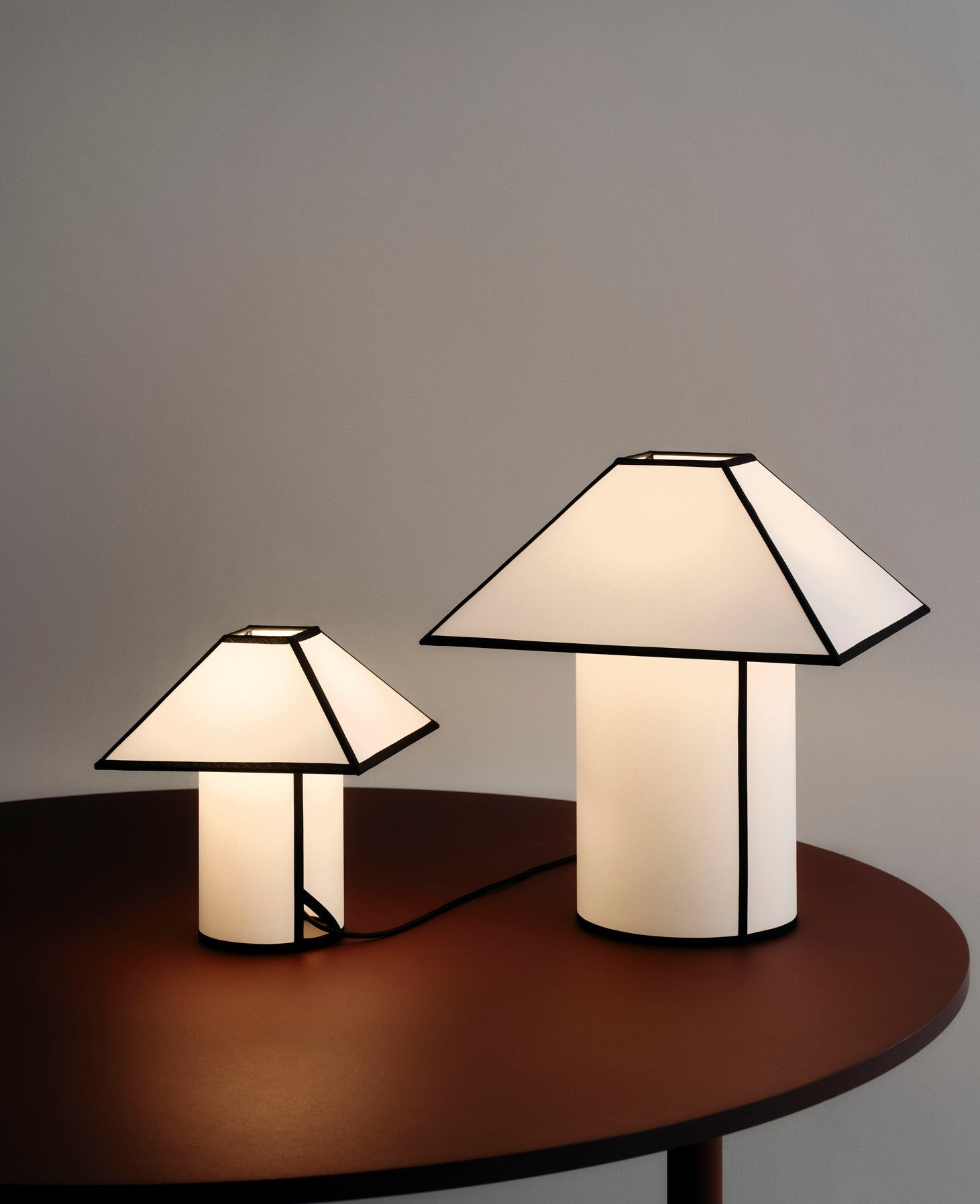 Ava Pyramid Table Lamp family 02.jpg