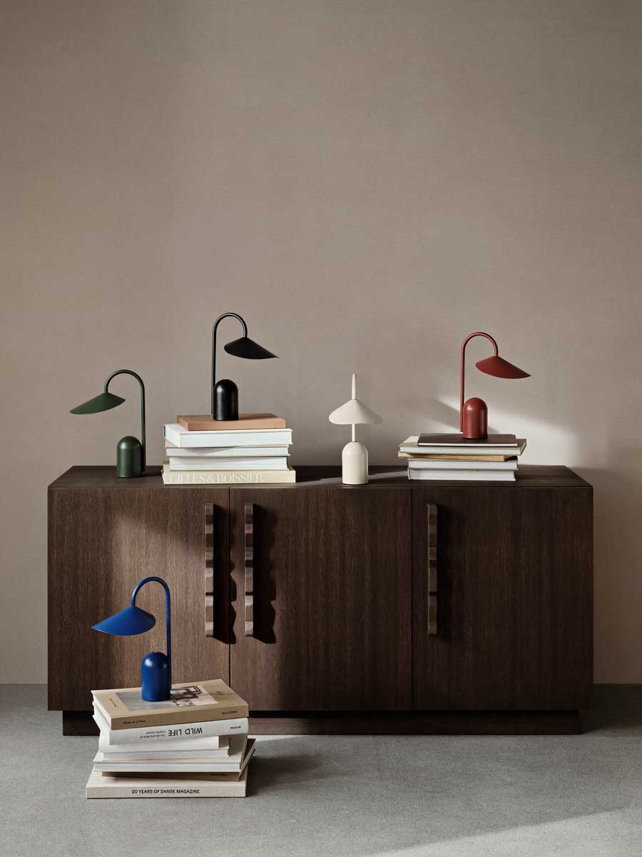 fermLIVING_SS24_ArumPortableLamp_1104269284_1104269288_1104269285_1104269287_1104269286_2.jpg