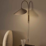fermLIVING_AW22_ArumWallLamp_Cashmere_1104266326_image_1.jpg
