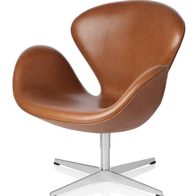 Fritz-Hansen_Swan_3302_Arne-Jacobsen_Leather_Walnut.jpg
