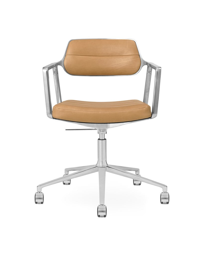 vipp_453+_swivel_chair_alu_camel_leather_castors_02.jpg