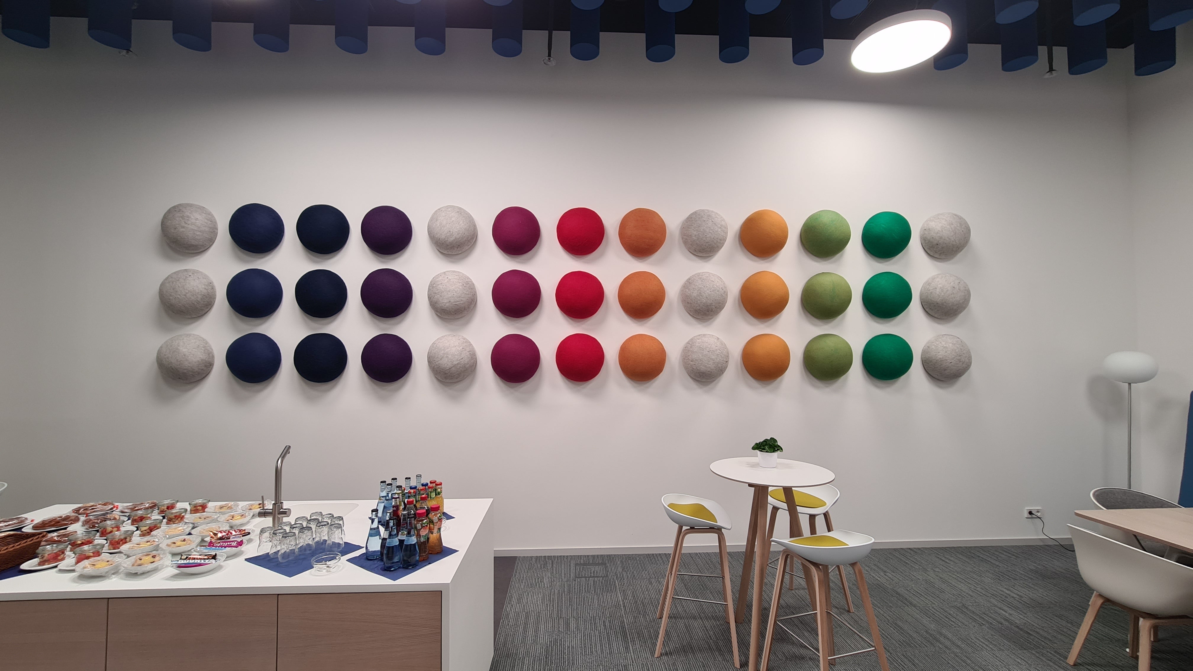 Philips kula color candy room .jpg