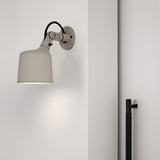vipp-524-wall-spot-warm-grey-01-01.jpg