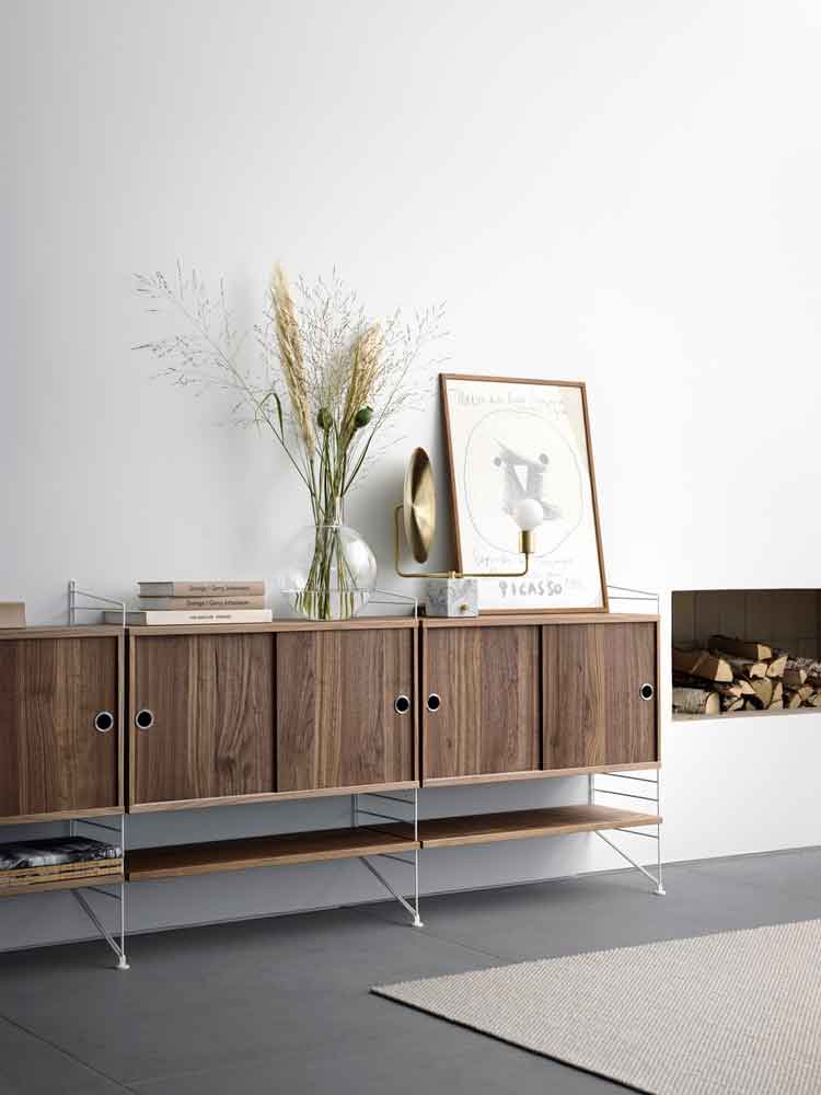 string-system-living-room-walnut-white_portrait_large.jpg