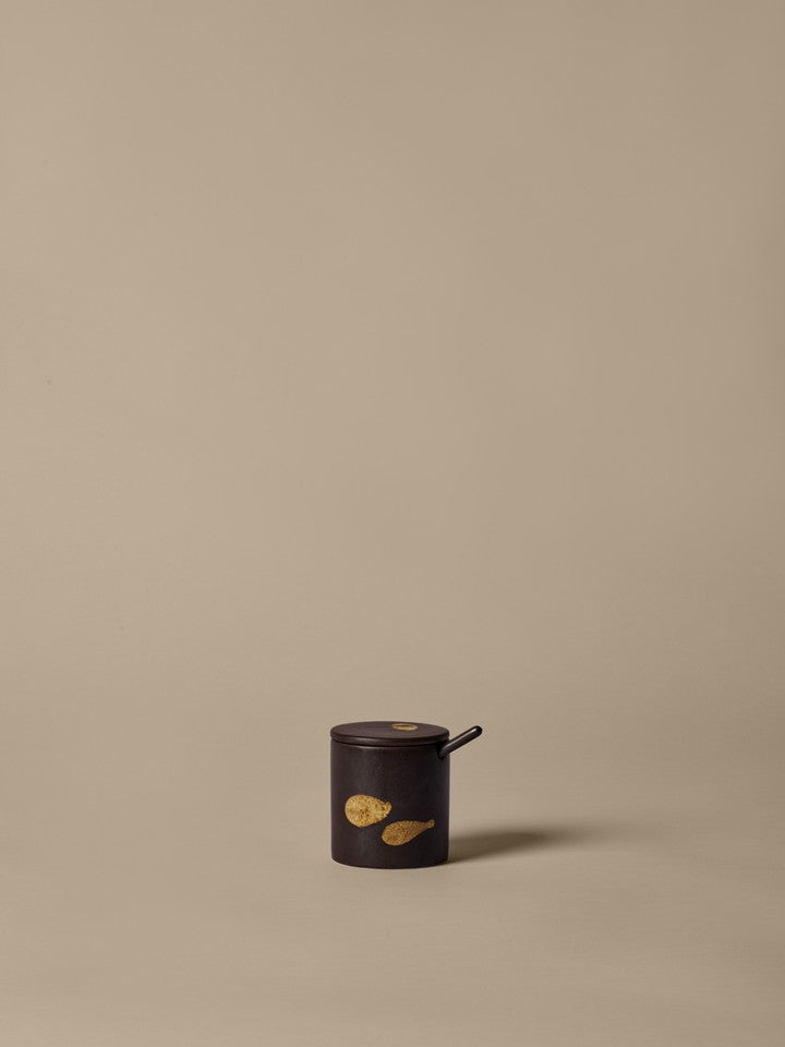 FermLiving_SS26_PackshotsWithBackground_KoyoJarWithSpoon_DarkBrown-Buff_1104272737.jpg