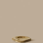 FermLiving_Holiday2026_PackshotsWithBackground_BellureCentrepiece_35_BrassFinish_1104273994.jpg
