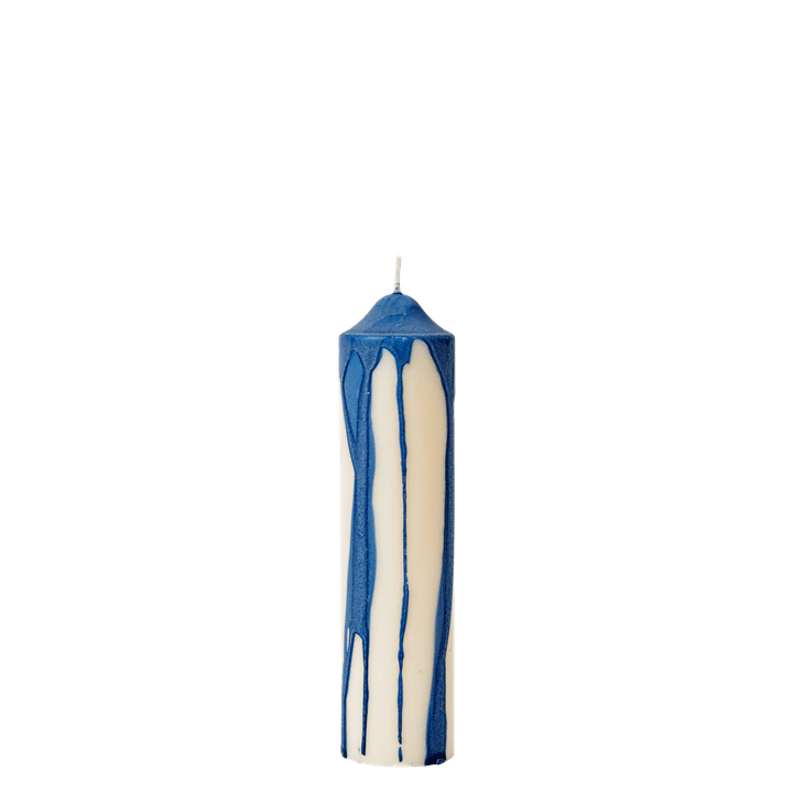 FermLiving_AW25_DrypPillarCandle_H20_DeepBlue_1104271896_1.png