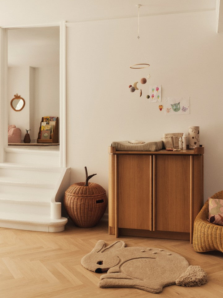 FermLiving_AW26_AppleBraidedStorage_ExtraLarge_Natural_1104273669_TiluDresser_NaturalOak_110427307_TiluChangingUnit_NaturalOak_1104273078_RabbitTuftedRug_Cashmere_1104274288.jpg