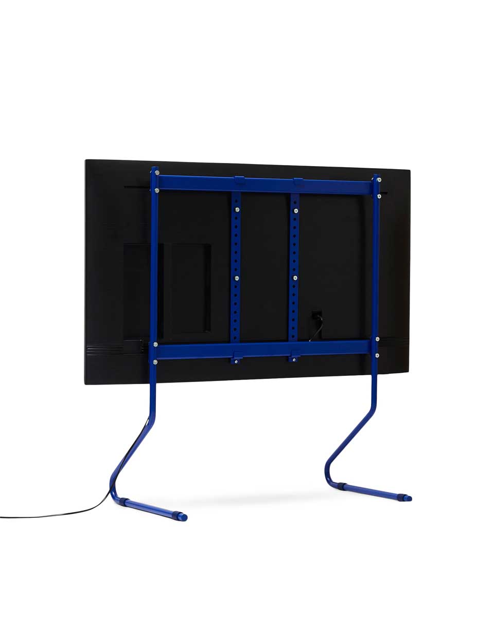 Pedestal_Sway_Ultra_Marine_WB_2.jpg