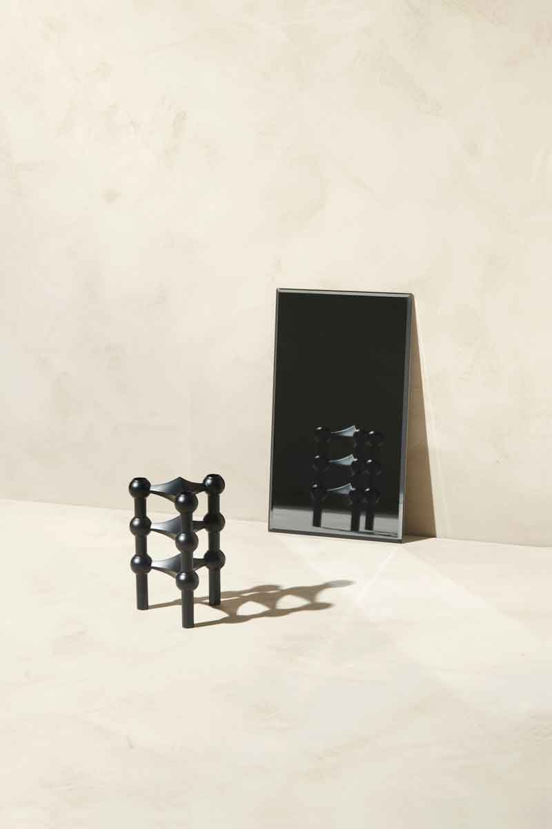 9033_candle-holder_black(1).jpg