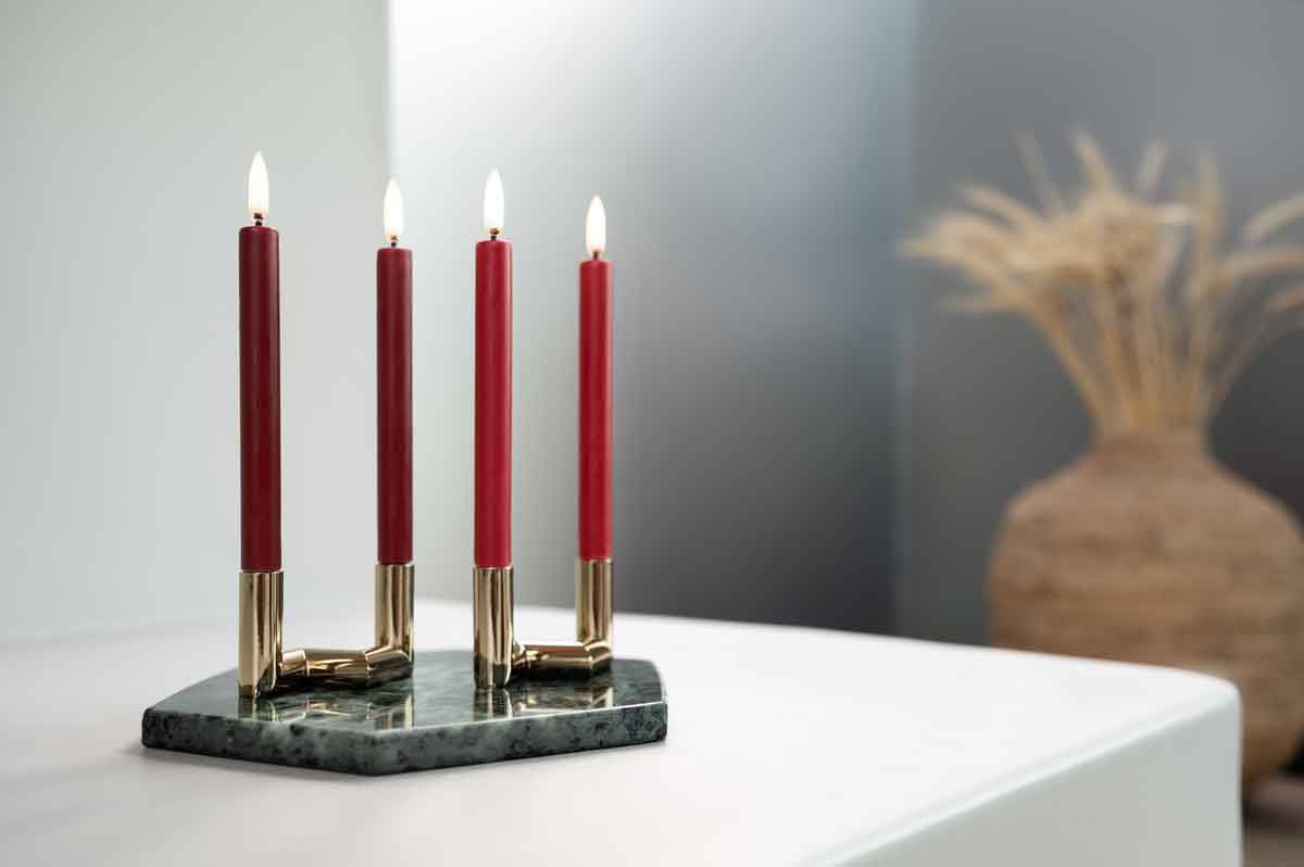 Uyuni-UL-TA-CR01312-2--UL-TA-RE01312-2-Mini-Taper-Candles-1.jpg