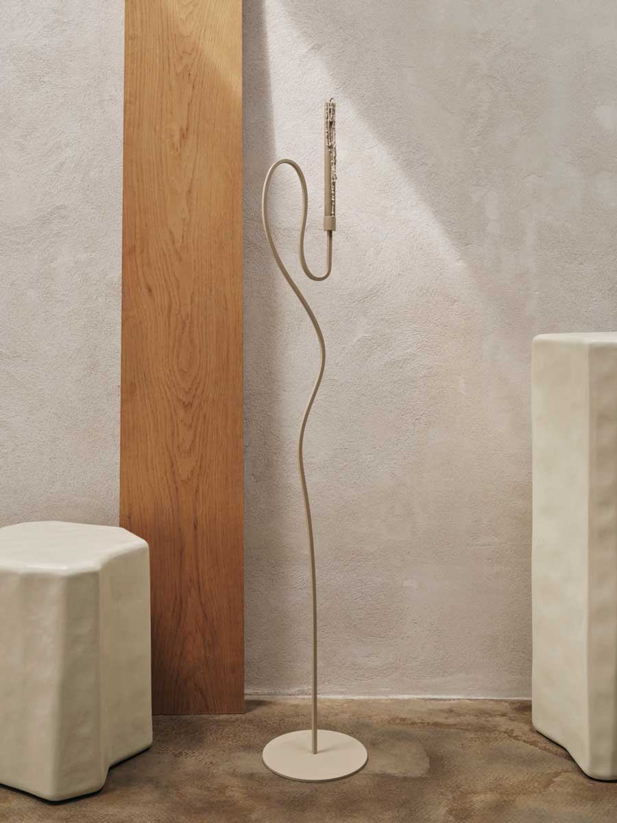 fermLIVING_AW24_ValseFloorCandleHolder_Cashmere_1104269851.jpg
