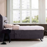 Jensen_Ambassador_Continental_Cozy_Mole167_Charon-black_Add-on-Pocket_Side-00047.jpg
