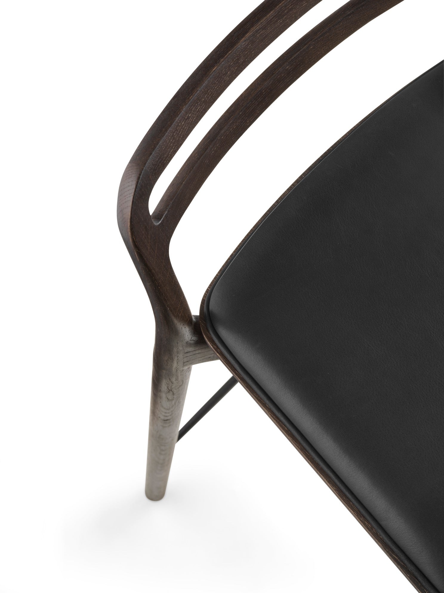 vipp-484-cabin-counter-stool-darkoak-detail-02.jpg
