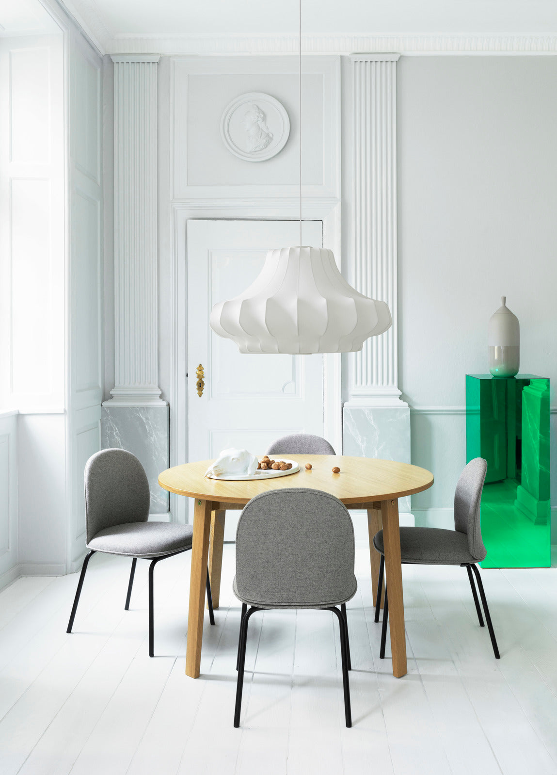 2020_Normann_Copenhagen_Ace_Chair_Black_Steel_MLF02_Slice_Table_Phantom_Lamp_02.jpg