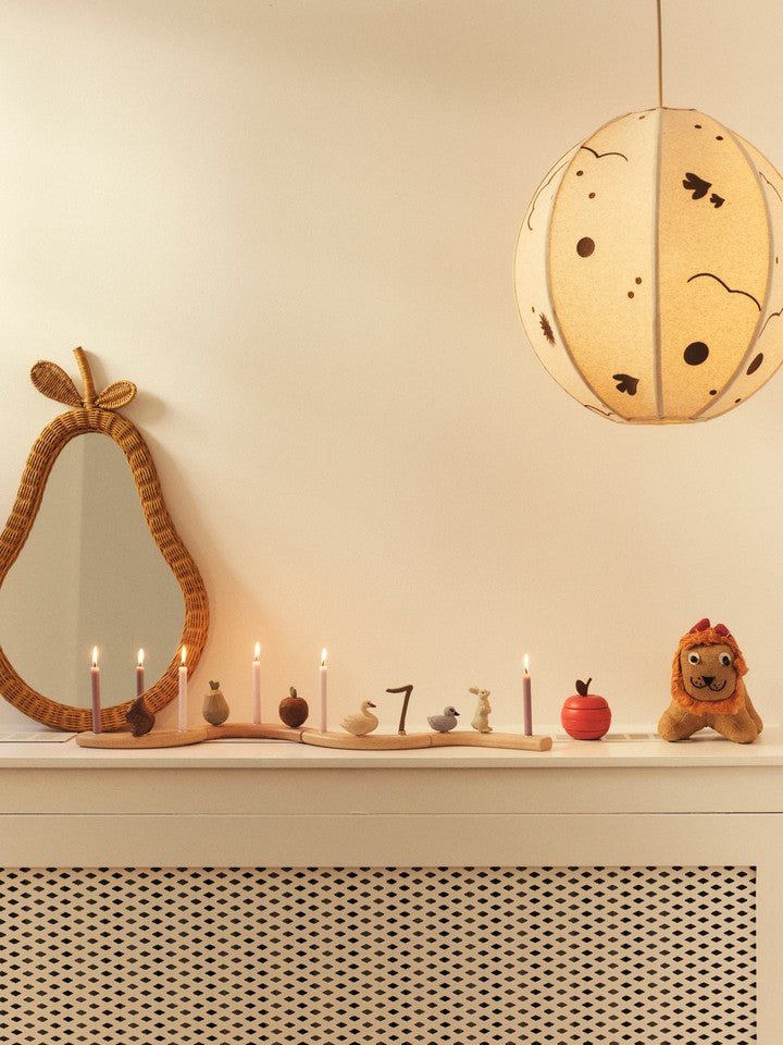 FermLiving_AW26_LoopiFigurines_PearBraidedMirror_Natural_1104273964_SwanAndDuckling_SetOf2_Multi_1104274299_SkyeTextileLampshade_H45_Natural-Bronze_1104274358.jpg