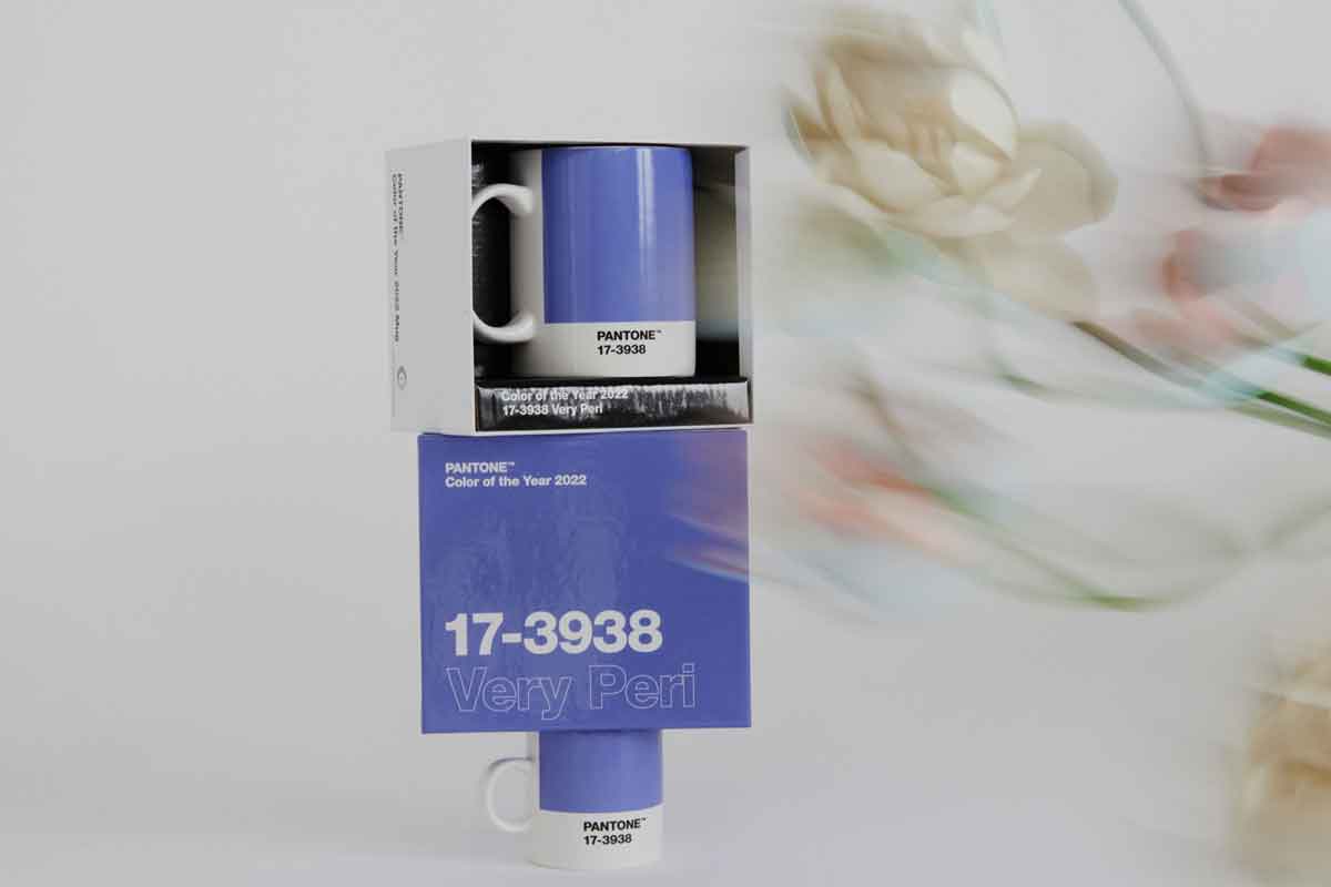 Pantone-december6123-kopi.jpg