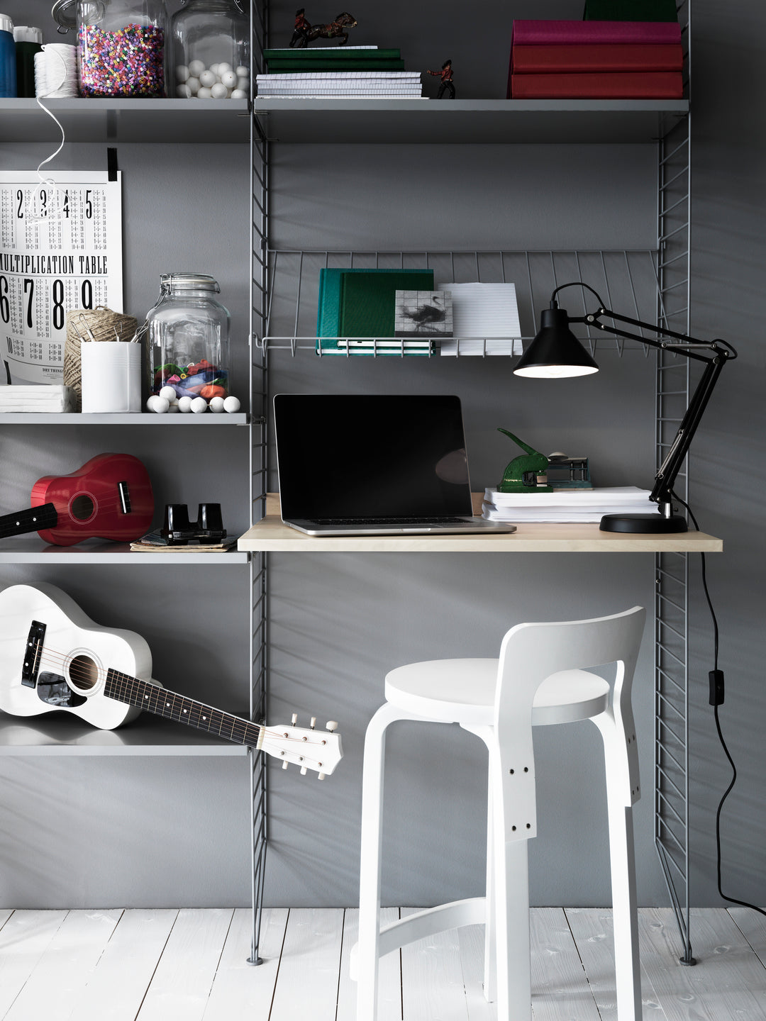 string-system-kidsroom-grey_ash_cropped_portrait_xlarge.jpg