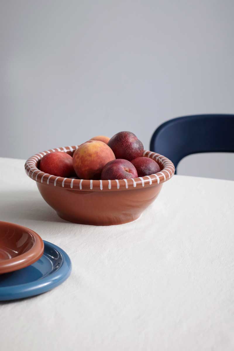 Barro-Salad-Bowl-L-natural-with-stripes.jpg