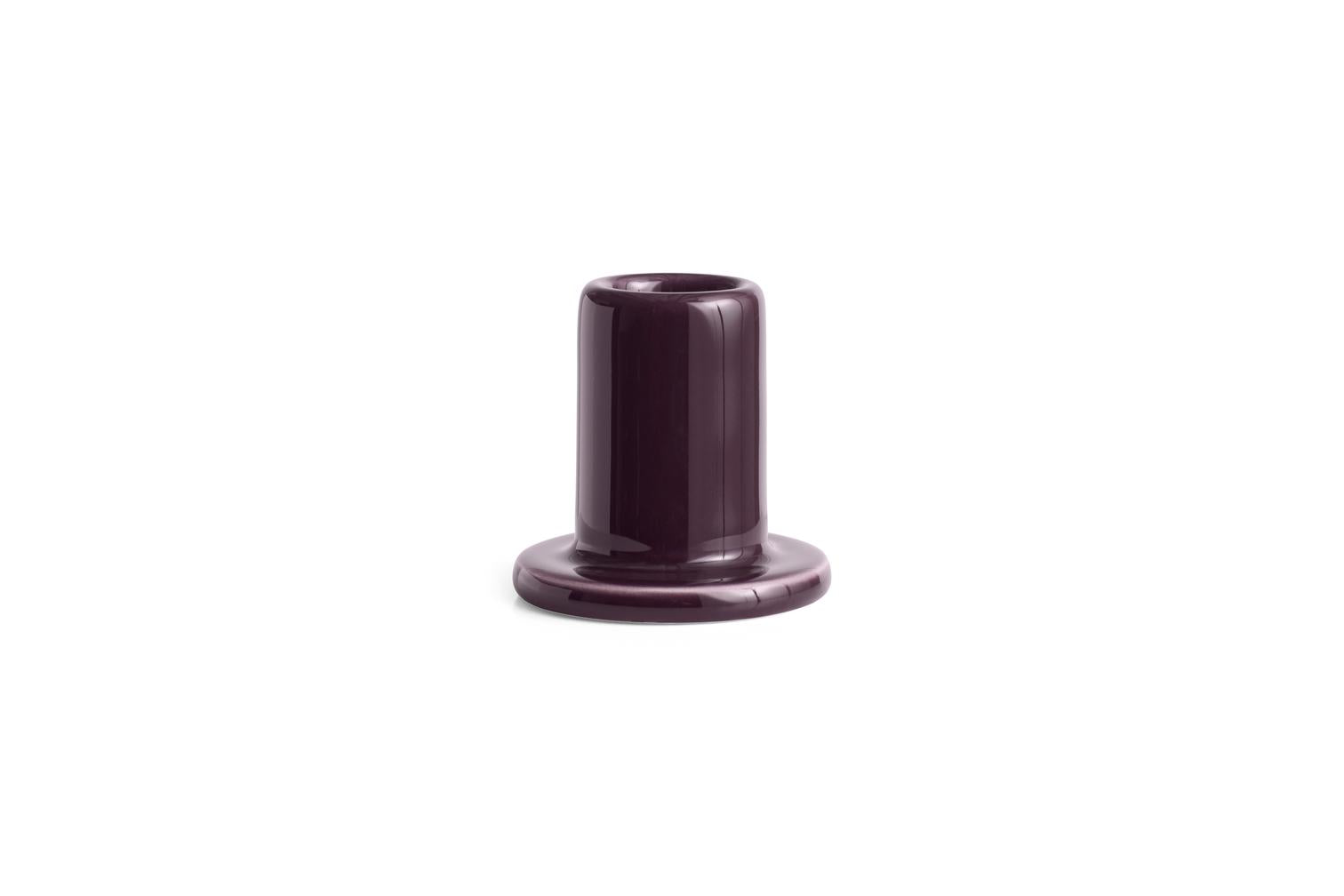 AB540-A601-AG31_Tube Candleholder S bordeaux.jpg