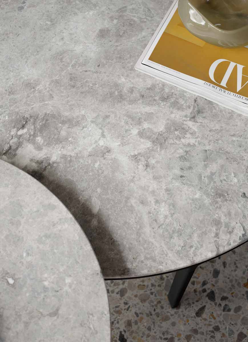 vipp-423-425-coffee-tables-sky-grey-detail-01.jpg