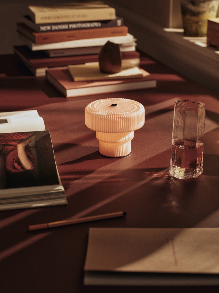 FermLiving_SS26_RipplePortableLamp_1104272782_KiruTallGlasses_1104272987.jpg