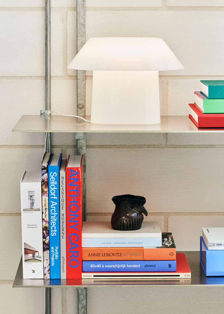 Drome-Table-Lamp-white-opal-acrylic.jpg
