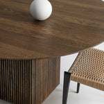TEN-TABLE-ROUND_Ø150cm_smoked-oak_with-PIA_II11_LOW.jpg