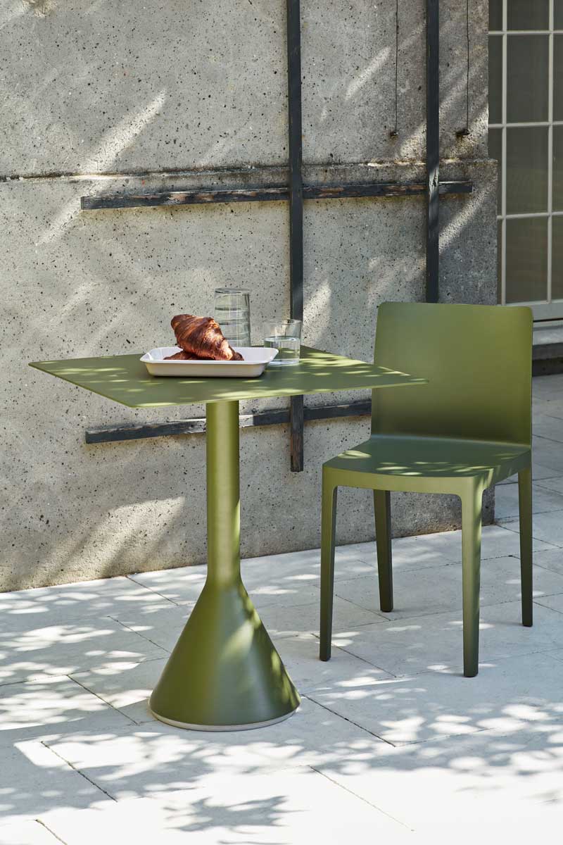 Palissade-Cone-Table-olive_Elementaire-Chair-olive.jpg