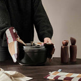 fermLIVING_SS24_SectionOvenMitt_Patchwork_1104268706_SectionPotHolder_Patchwork_1104268709_1.jpg