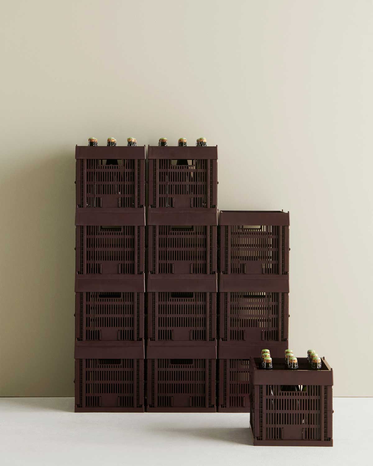 HAY-Colour-Crate-Cube-bordeaux-01.jpg