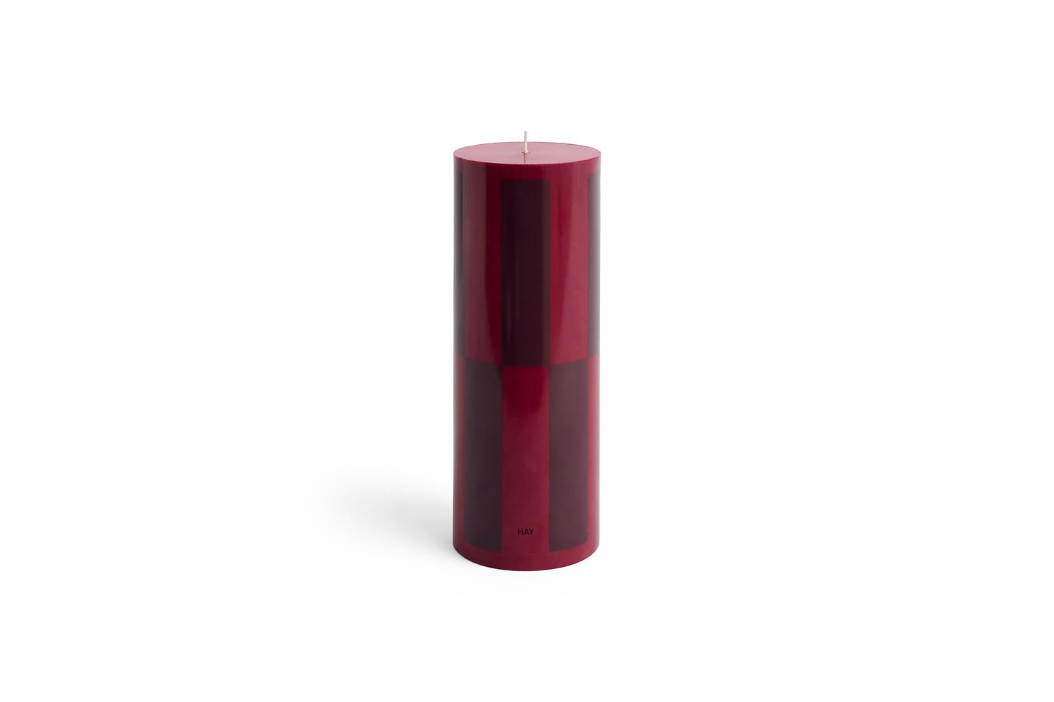 AB401-A603-AU45_Column Candle L wine_bordeaux large check.jpg