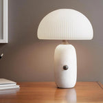 vipp-591-sculpture-lamp-white-01-on-web-l_0.jpg