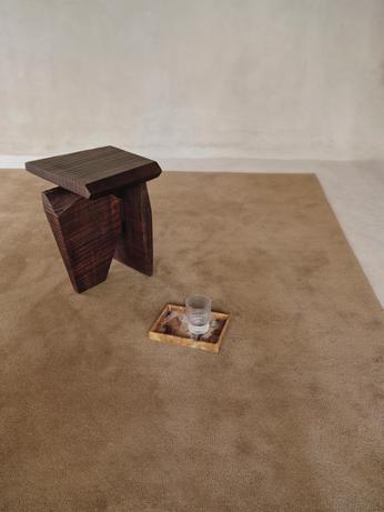 fermLIVING_AW24_StilleTuftedRug_Toffee_1104269979_SilvaPiece_1104270195_MistTray_SugerKelp_1104270004.jpg