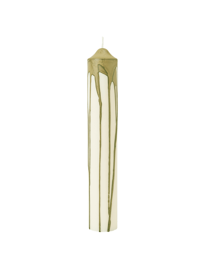 FermLiving_AW25_DrypPillarCandle_H30_OliveGreen_1104271902_1.png