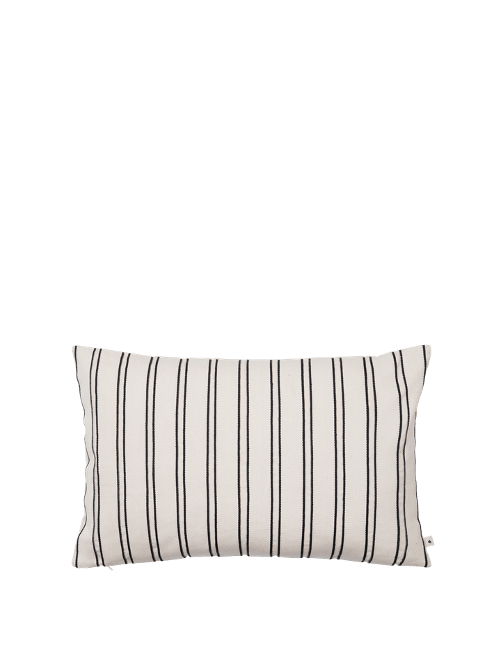 FermLiving_AW25_TwillCushion_Rectangular_Off-white-Black_1104272019_1104272066_1.png
