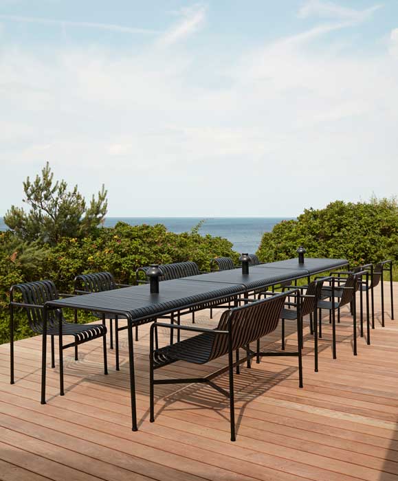 Palissade-Dining-Bench-anthracite_Palissade-Table-anthracite_PC-Portable-soft-black_Palissade-Dining-Armchair.jpg