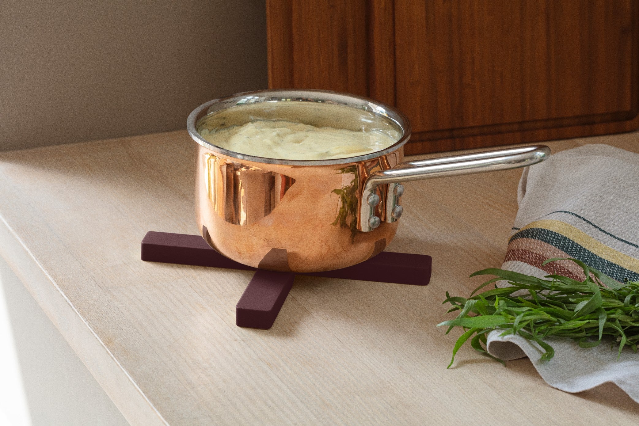 530790_271008_Eva_Solo_Eva Solo_Eva Trio_Magnetic Trivet_Fig Purple_Copper_Serving Saucepan.jpg