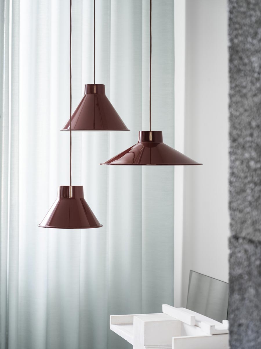 19427-en-top-pendant-group-deep-red-21-28-36-muuto-org.jpg