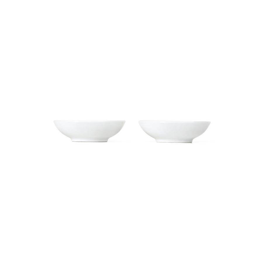 1064790_royalcopenhagenemea_02_white-fluted-bowl-9cl.jpg