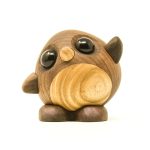 Tréstytta PMU DAISY L mörgæs