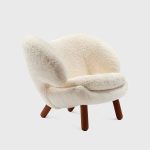 Stóll PELIKAN hnota, gæra