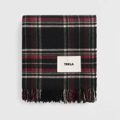 Teppi Lambsull 140x200 Black Plaid