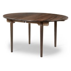 Borð CH337 140x115, hnota/olía